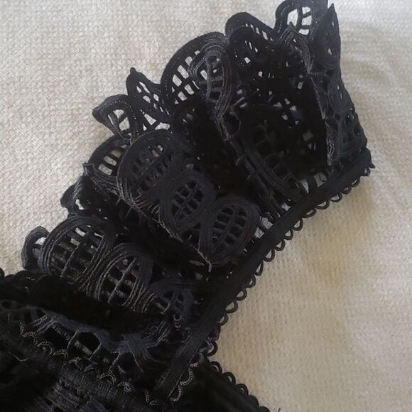 𝅺 Ladies Lace Top by ENDLESS ROSE - Picture 12 of 16